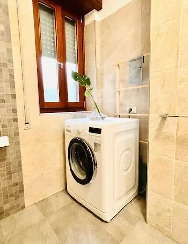 Casa Abi Mestre火车站宁静便捷整套公寓 מרגרה