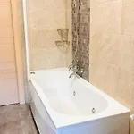 Casa Abi Mestre火车站宁静便捷整套公寓 *
