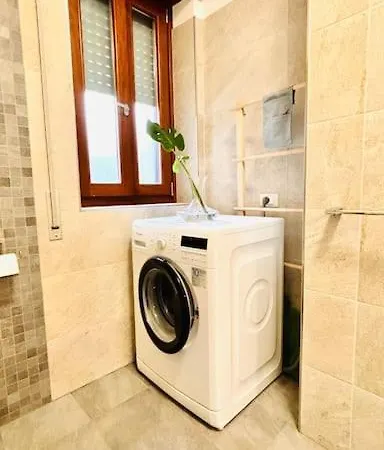Casa Abi Mestre火车站宁静便捷整套公寓 מרגרה
